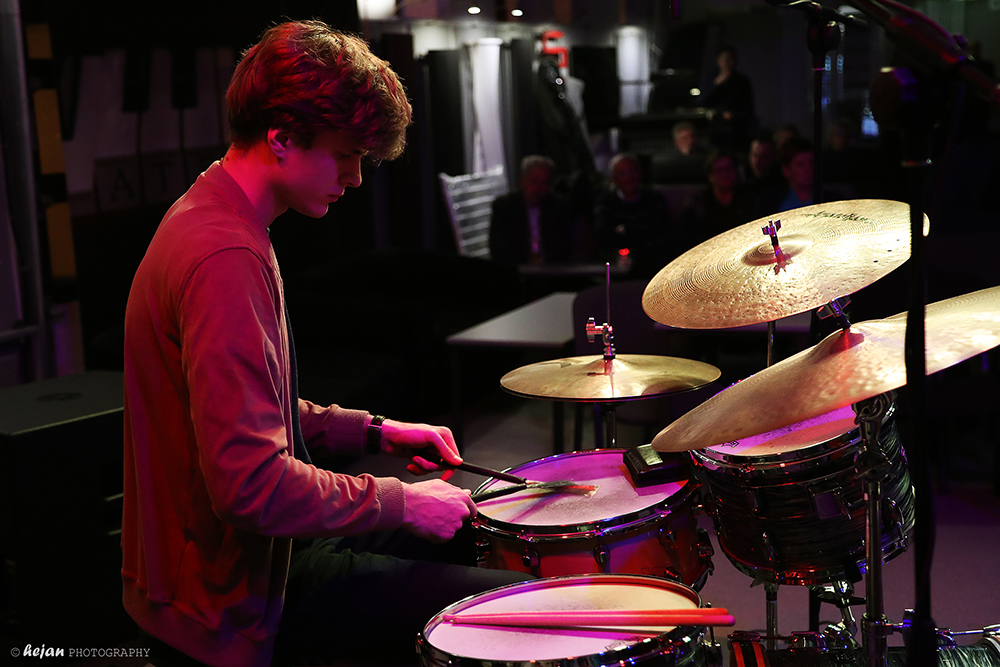 JazzClub - Mateusz Gawęda Trio