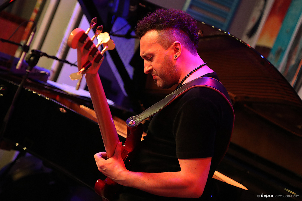 koncert21-JazzClub - Apostolis Anthimos Miniatures