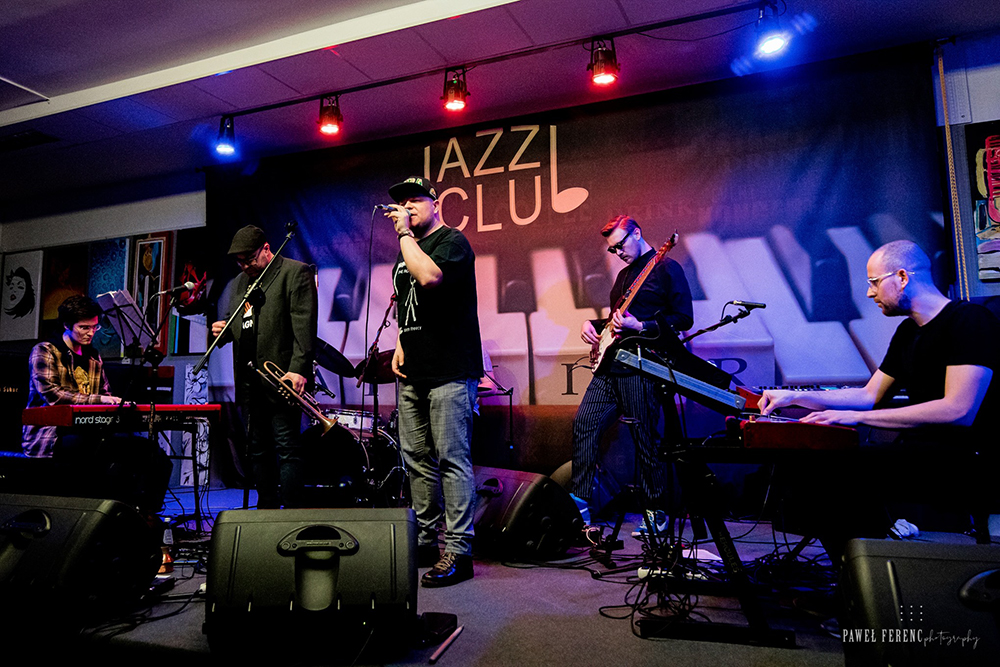 JazzClub - ESKUABEI & Tomek Nowak Quartet ft. Piotr Bolanowski